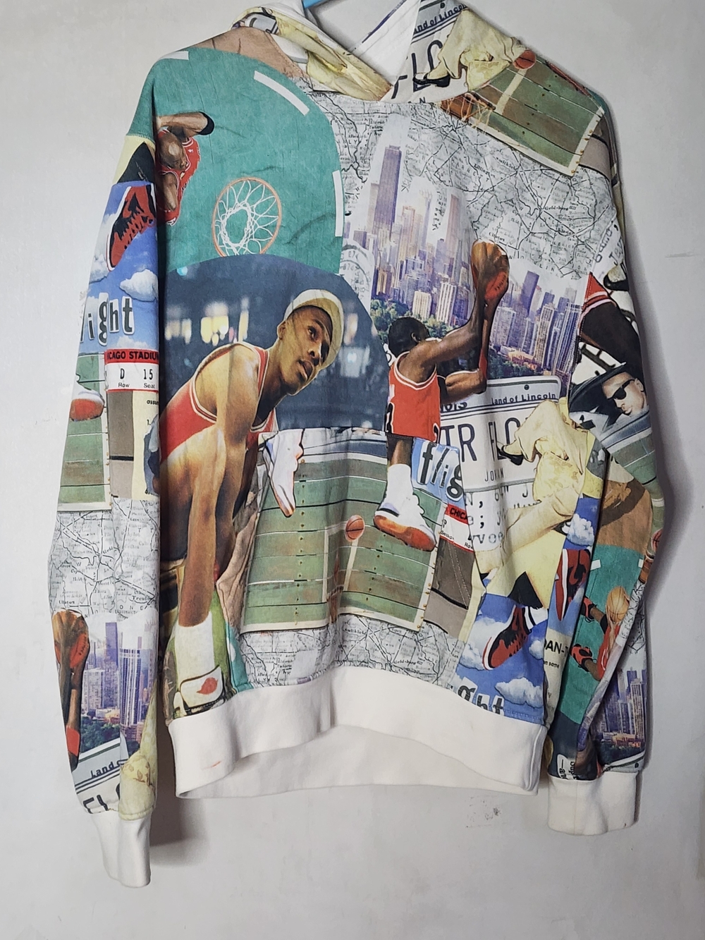 Jordan Men's Multicolor Graphic Crewneck Sweater Hoodie